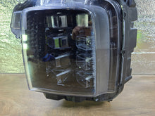 Load image into Gallery viewer, Frontscheinwerfer Hyundai Staria 92101CG200 Full LED Links Headlight SCH1916388110dn