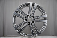 Load image into Gallery viewer, 1x Alufelge 18 Zoll 7.5" 5x112 51ET Glanz Silber 8V0601025BL Audi A3 Rim Wheel FEL2268520665jl