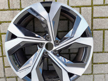 Load image into Gallery viewer, 1x Alufelge 20 Zoll 8.0" 5x114.3 40ET Glanz Schwarz 403001493R Alpine I FEL9617370533kr