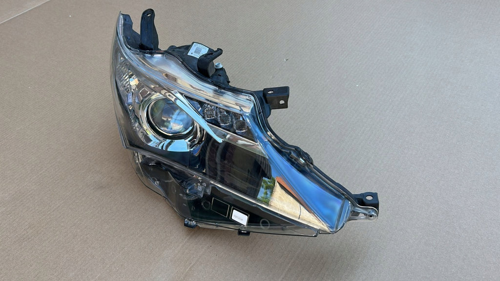 Frontscheinwerfer Toyota Auris 81130-02J61 LED Rechts Scheinwerfer Headlight SCH1210396123om