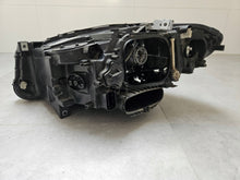 Laden Sie das Bild in den Galerie-Viewer, Frontscheinwerfer BMW F10 7317132 Xenon Rechts Scheinwerfer Headlight SCH3786174918qe