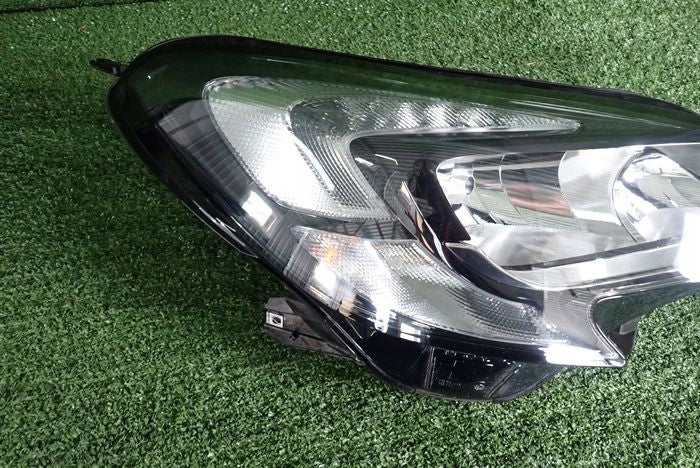 Frontscheinwerfer Opel Corsa E 39108227 Rechts Scheinwerfer Headlight SCH2032116419tq