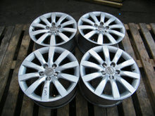 Laden Sie das Bild in den Galerie-Viewer, 4x Alufelge 17 Zoll 8.0" 5x112 47ET Glanz Silber 8T0601025B Audi A4 B8 Rim Wheel FEL1471160156uv