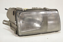 Load image into Gallery viewer, Frontscheinwerfer Mercedes-Benz W126 Rechts Scheinwerfer Headlight
