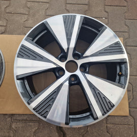 1x Alufelge 19 Zoll 8.5
