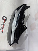 Laden Sie das Bild in den Galerie-Viewer, Frontscheinwerfer Dacia Sandero III Logan Jogger 260107920R Rechts Headlight SCH2873897522ow