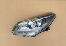 Laden Sie das Bild in den Galerie-Viewer, Frontscheinwerfer Toyota III Links Scheinwerfer Headlight SCH7895117382yw