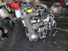 Laden Sie das Bild in den Galerie-Viewer, Motor Renault Captur II H4BA400 1.0 TCE 101PS 74kW 2020 Benzin Engine Komplett MOT5387930224eg
