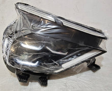 Laden Sie das Bild in den Galerie-Viewer, Frontscheinwerfer Citroën C4 III 9830649280 LED Rechts Scheinwerfer Headlight SCH2397156658cc