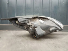 Load image into Gallery viewer, Frontscheinwerfer Hyundai I20 92101-4P000 Links Scheinwerfer Headlight