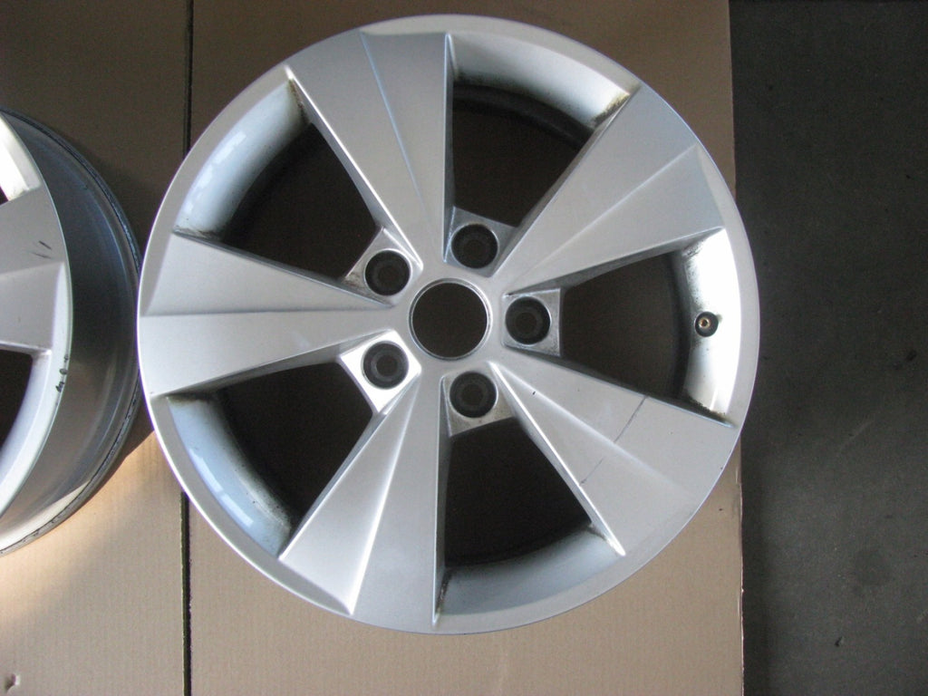 1x Alufelge 16 Zoll 6.5" 5x112 46ET Glanz Silber 5E3601025AA Skoda I Rim Wheel FEL8187439523vg