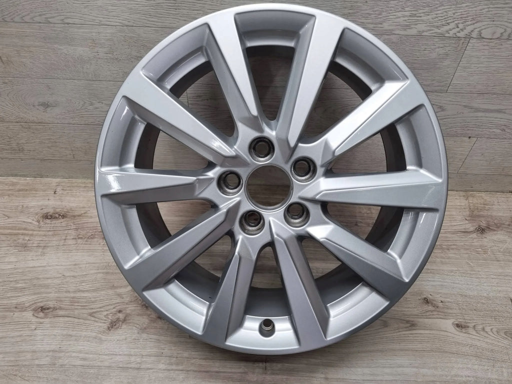 1x Alufelge 16 Zoll 82A601025C Audi A1 Rim Wheel