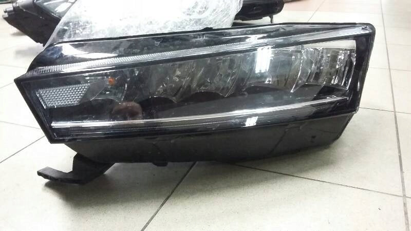 Frontscheinwerfer Skoda Octavia IV 030111823100 LED Links Scheinwerfer Headlight SCH9497687250iz