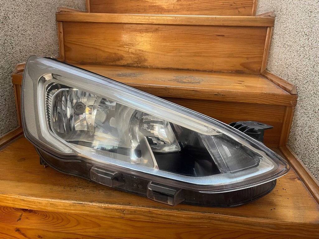 Frontscheinwerfer Ford Focus JX7E13W029-AE LED Rechts Scheinwerfer Headlight