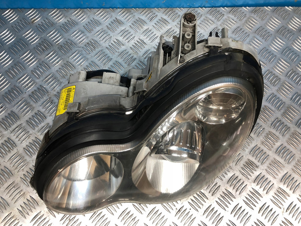 Frontscheinwerfer Mercedes-Benz W203 A2038203761 Xenon Links Headlight SCH1550563159nb
