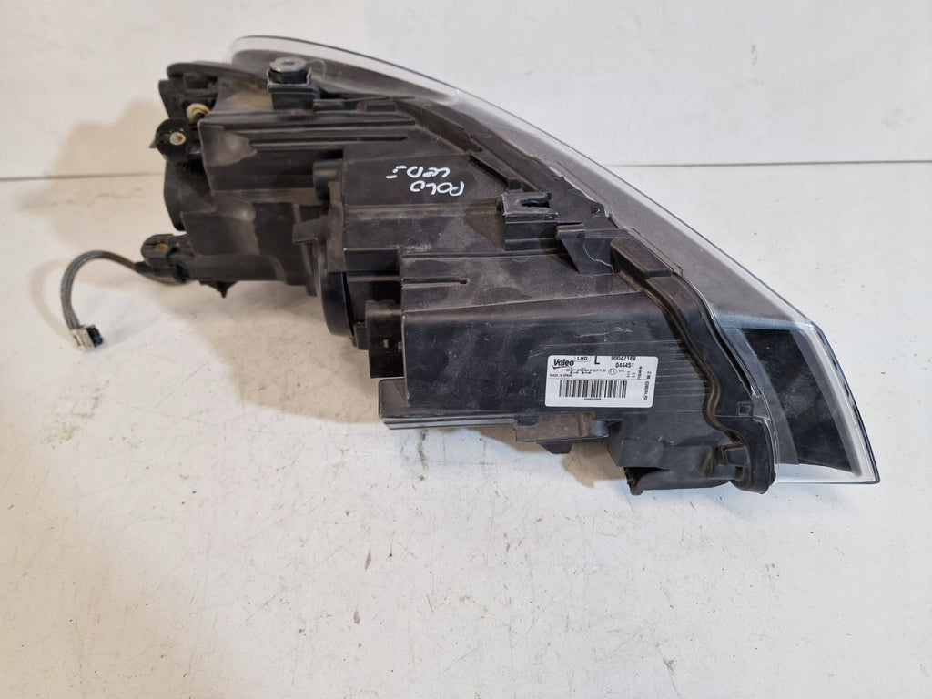 Frontscheinwerfer VW Polo 90042189 Links Scheinwerfer Headlight SCH6696686502bw