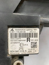 Laden Sie das Bild in den Galerie-Viewer, Frontscheinwerfer Skoda Octavia IV 5E4941016E FALSE Scheinwerfer Headlight SCH8243726703xu