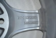 Laden Sie das Bild in den Galerie-Viewer, 1x Alufelge 16 Zoll 7.0&quot; 5x108 50ET Glanz Silber 30794836 Volvo S60 S80 S40 V50