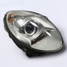 Laden Sie das Bild in den Galerie-Viewer, Frontscheinwerfer Mercedes-Benz W251 A2518202261 Xenon Rechts Headlight