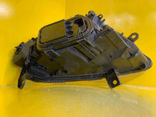 Laden Sie das Bild in den Galerie-Viewer, Frontscheinwerfer Audi A6 C6 4F0941003 Xenon Links Scheinwerfer Headlight