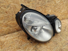 Laden Sie das Bild in den Galerie-Viewer, Frontscheinwerfer Mercedes-Benz W211 Xenon Rechts Scheinwerfer Headlight