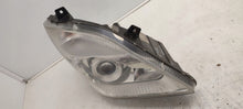 Laden Sie das Bild in den Galerie-Viewer, Frontscheinwerfer Mercedes-Benz Sprinter 906 A9068201061 Xenon Rechts Headlight SCH3906165131rw