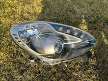 Load image into Gallery viewer, Frontscheinwerfer Alfa Romeo Giulietta 00505530730 Xenon Rechts Headlight SCH1690963502pv