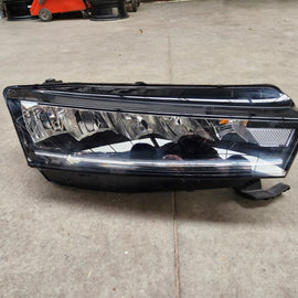 Frontscheinwerfer Skoda Octavia 5E4941016 Rechts Scheinwerfer Headlight SCH5309490158yy