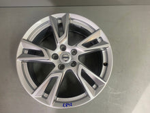 Laden Sie das Bild in den Galerie-Viewer, 1x Alufelge 18 Zoll 7.5&quot; 5x108 50ET Glanz Silber 31362866 Volvo Xc60 Ii