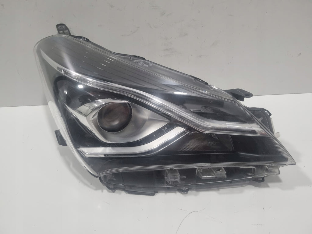 Frontscheinwerfer Toyota Yaris 811700DK18 LED Rechts Scheinwerfer Headlight SCH1042083127yr