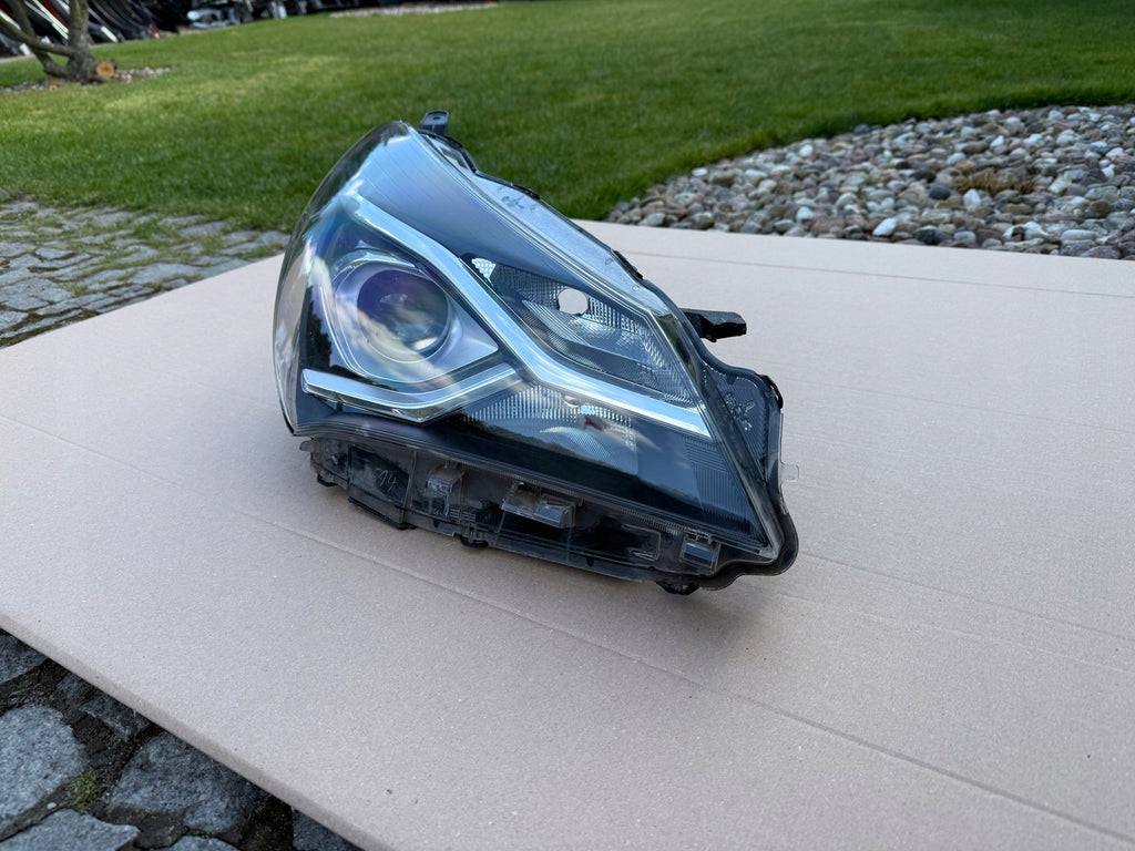 Frontscheinwerfer Toyota Yaris Rechts Scheinwerfer Headlight