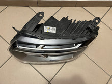 Load image into Gallery viewer, Frontscheinwerfer Dacia Duster 260602465R LED Links Scheinwerfer Headlight SCH8642005774ye