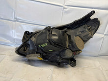 Laden Sie das Bild in den Galerie-Viewer, Frontscheinwerfer Opel Astra H 498990969 Xenon Rechts Scheinwerfer Headlight SCH8765278059zx