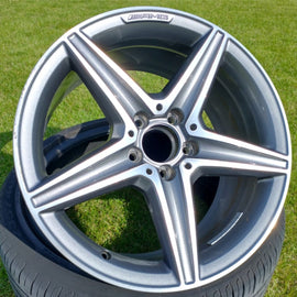 1x Alufelge 18 Zoll 9.0