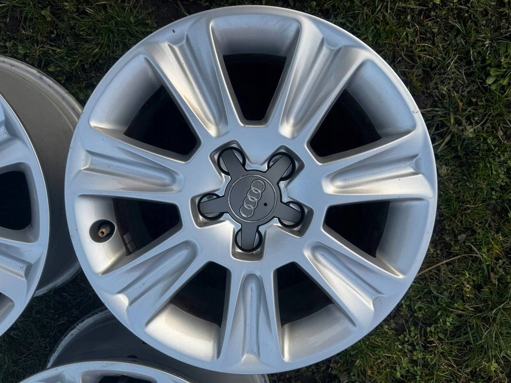 1x Alufelge 15 Zoll 8X0601025AQ Audi A1 Rim Wheel FEL5988222344mw