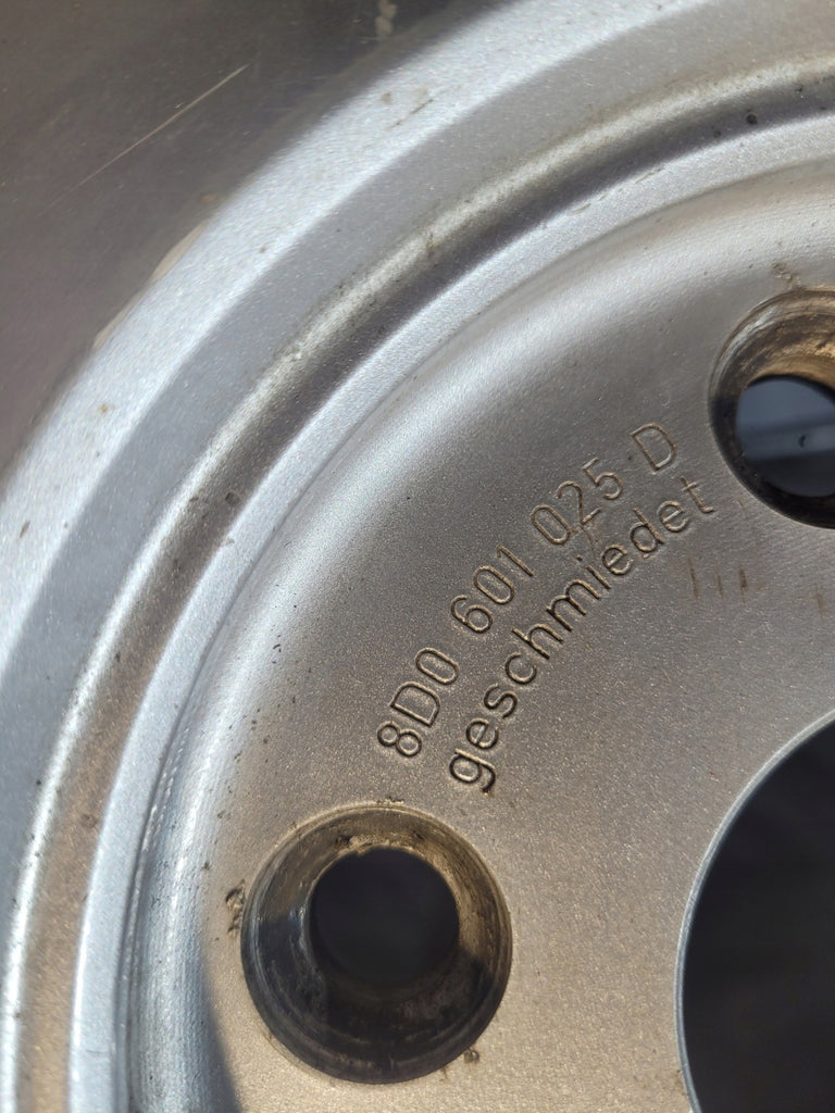 1x Alufelge 15 Zoll 6.0" 5x112 45ET Glanz Silber 8D0601025D Audi Rim Wheel FEL5651780191by