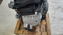 Laden Sie das Bild in den Galerie-Viewer, Motor Renault Megane III K4M866 1.6 Benzin Engine Unkomplett