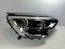 Laden Sie das Bild in den Galerie-Viewer, Frontscheinwerfer Renault Megane IV 260603157R 260102555R LED Rechts oder Links