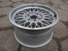 Load image into Gallery viewer, 1x Alufelge 16 Zoll 8.0&quot; 5x120 23ET Glanz Silber 1182277 BMW E38 Rim Wheel