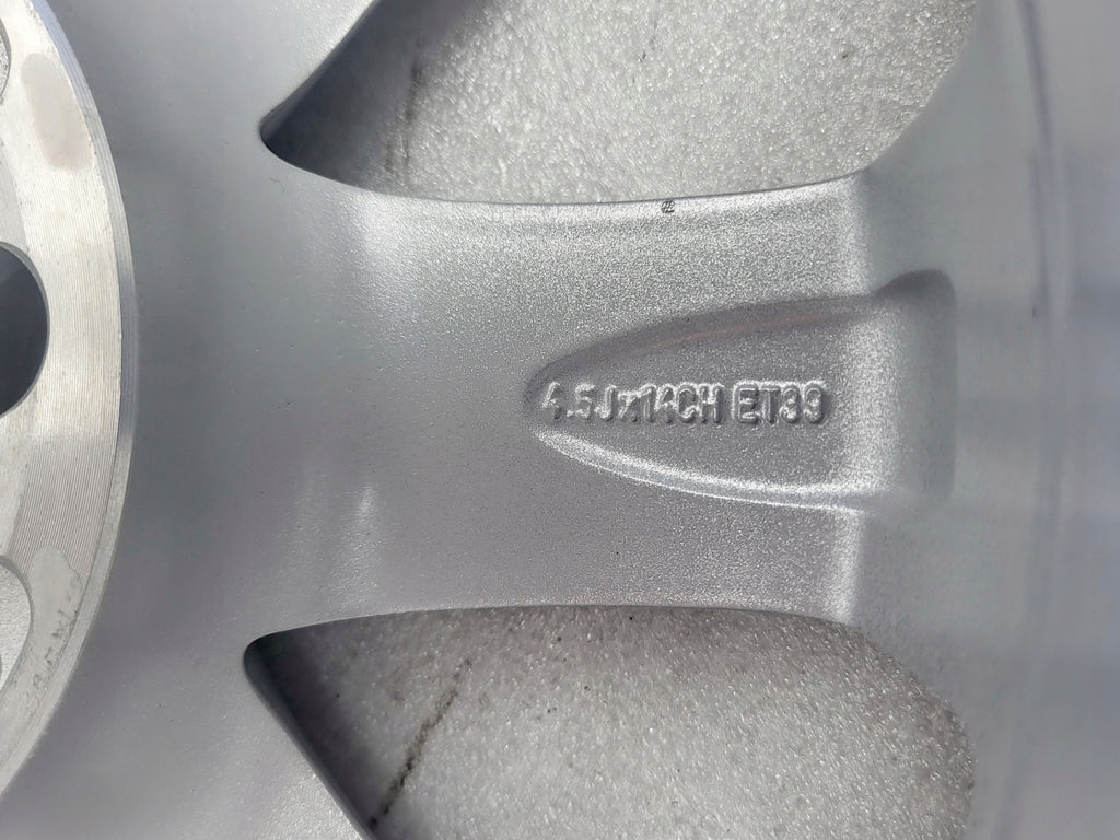 1x Alufelge 14 Zoll 4.5" 4x100 39ET Glanz Silber PZ40698674ZC Toyota Aygo FEL6318512973wk