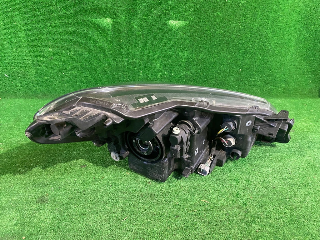 Frontscheinwerfer Toyota Yaris Links Scheinwerfer Headlight