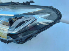 Load image into Gallery viewer, Frontscheinwerfer BMW G31 G30 9850581 9850581-07 Full LED Links Headlight SCH8074519605ft