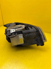Laden Sie das Bild in den Galerie-Viewer, Frontscheinwerfer BMW 3 E91 E90 6942743 Xenon Links Scheinwerfer Headlight SCH7663331975bl