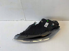 Laden Sie das Bild in den Galerie-Viewer, Frontscheinwerfer VW Polo 2G1941035H LED Links Scheinwerfer Headlight SCH9992630880ri