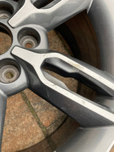 Load image into Gallery viewer, 1x Alufelge 18 Zoll 7.5" 5x114.3 55ET Glanz Grau 52910-A6600 Hyundai Mg FEL9036911562ol