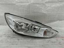 Load image into Gallery viewer, Frontscheinwerfer Ford Focus F1EB-13W0290-AE Rechts Scheinwerfer Headlight