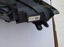 Laden Sie das Bild in den Galerie-Viewer, Frontscheinwerfer VW Golf VII Sportsvan 517941031B FALSE Scheinwerfer Headlight SCH6427798953qj