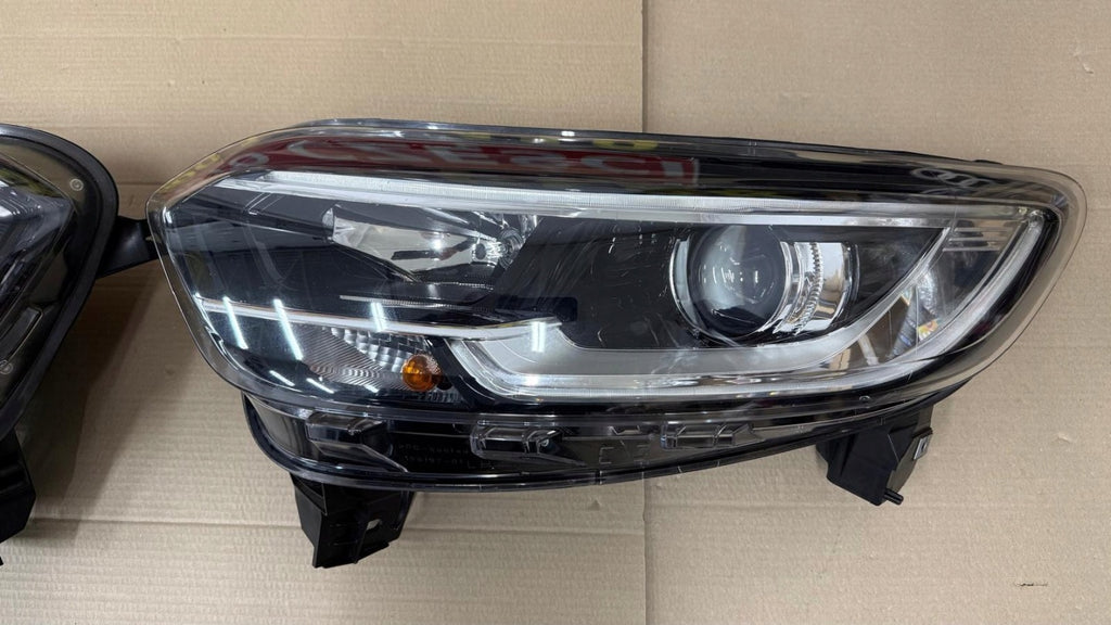 Frontscheinwerfer Renault Kadjar 260609857R 260101096R LED Ein Satz Headlight SCH7399104081ge