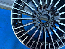 Laden Sie das Bild in den Galerie-Viewer, 1x Alufelge 20 Zoll A2434010600 Mercedes-Benz Eqa Amg Rim Wheel FEL3170601130vs