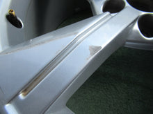 Laden Sie das Bild in den Galerie-Viewer, 1x Alufelge 17 Zoll 7.5" 5x100 46ET Glanz Silber 82A601025 Audi A1 Rim Wheel FEL4020132917rb